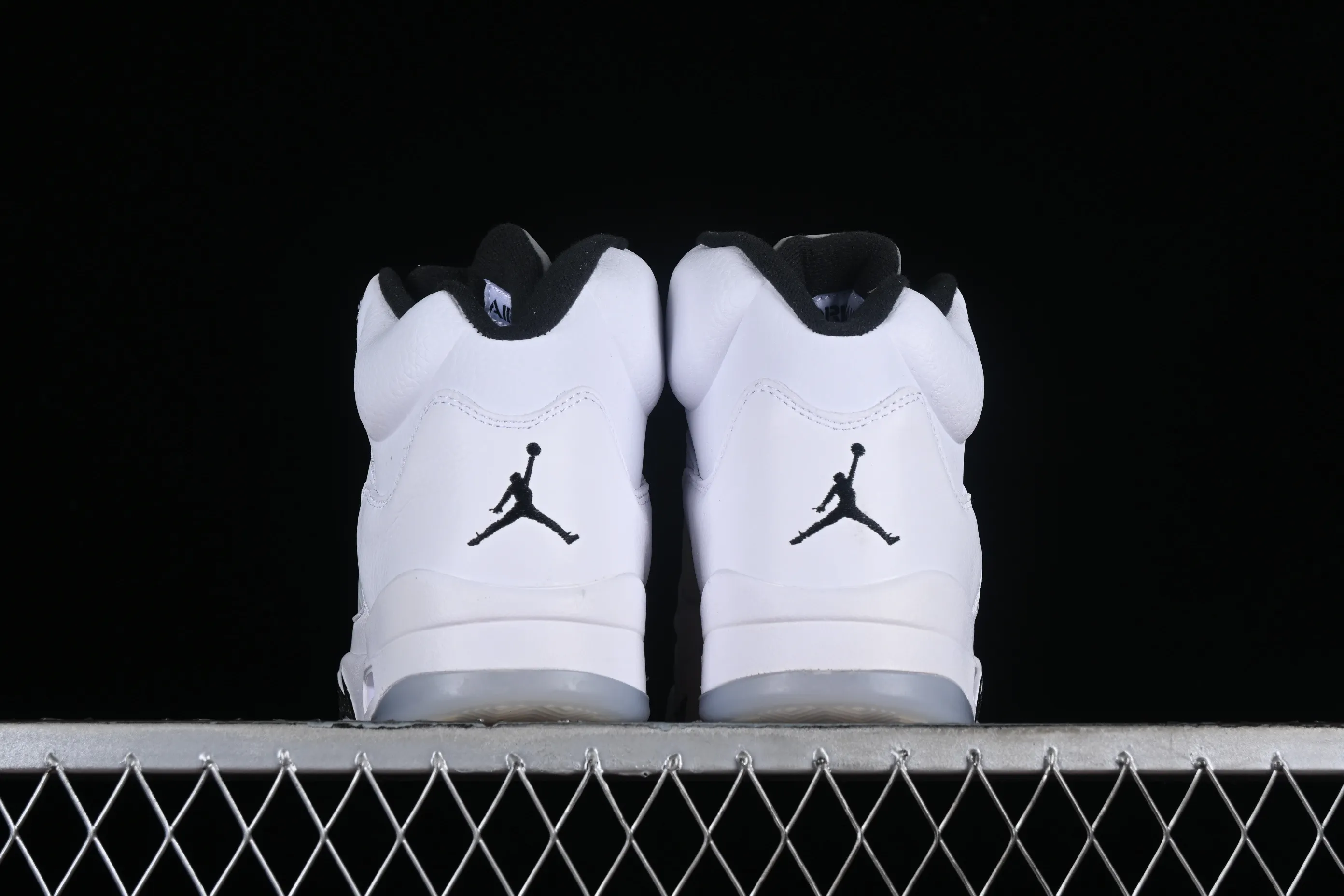 All categories Air Jordan Jordan series basketball shoes Air Jordan 5 Air Jordan 5 Retro AJ5 Joe 5 white black DD0587-110